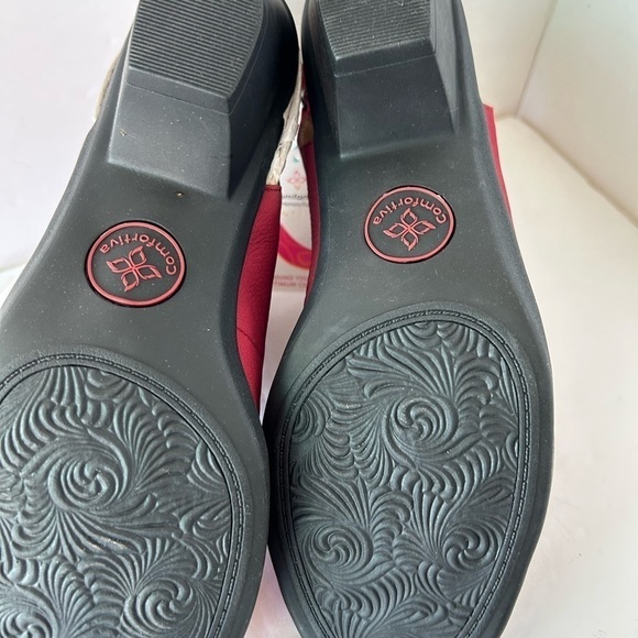 Comfortiva NIB Red Leather Peep Toe sling back - Picture 3 of 10